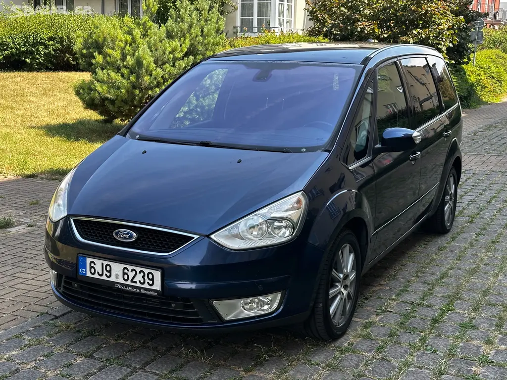 Ford Galaxy 2.0 TDCI GHIA 7 míst Automat Tažné